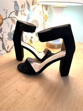 Jeffrey Campbell Lindsay Black Suede Block Heel Sandals -Size 7.5